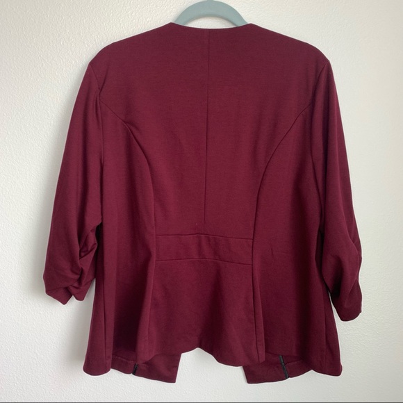 Torrid | Burgundy Ruched Sleeve Open Front Blazer Size 2X - Picture 2 of 7
